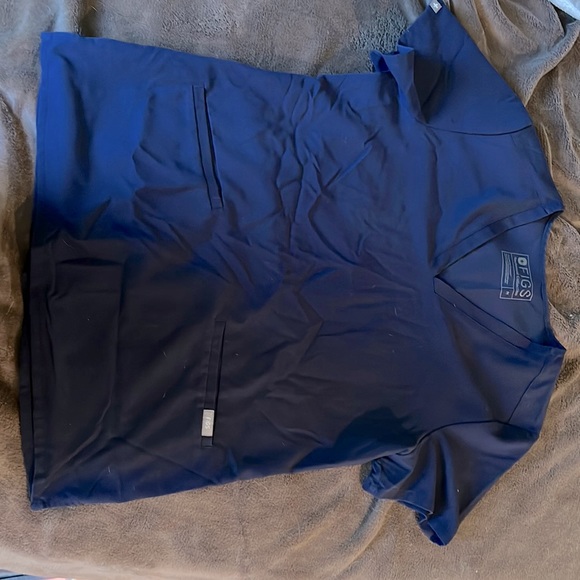 Figs scrub top, navy, size M - Picture 1 of 3